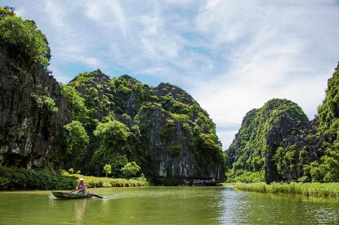 Luxury Hoa Lu - Tam Coc - Mua Cave 1 Day Tour - By Limousine & Small Group - Hoa Lu, Vietnam’s former capital