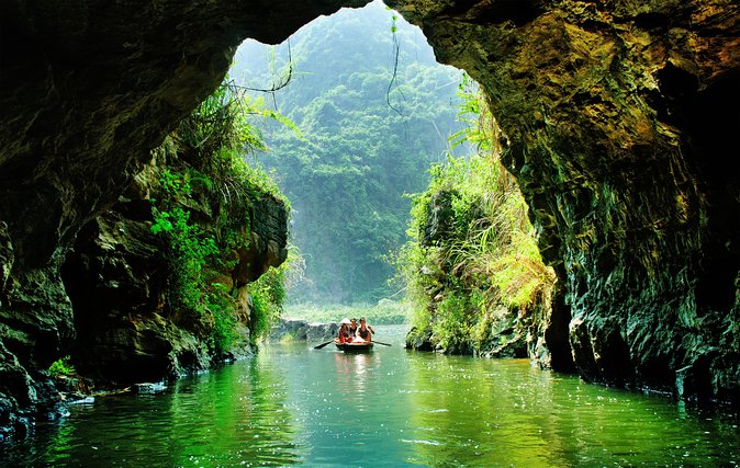 Luxury Hoa Lu Trang An Mua Cave Amazing View - Small Group Tour - Limousine Bus - Why This Day Trip Works From Hanoi