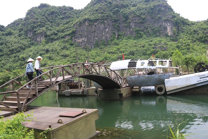 Luxury Limousine Trang An-Mua Cave - Bich Dong max 6-8 pax/ group - Lunch, a pause, and a change of pace