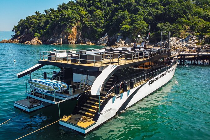 Luxury Mega Yacht 100' Limousine of the Sea 2: Puerto Vallarta - Crew service and the feel of a private event