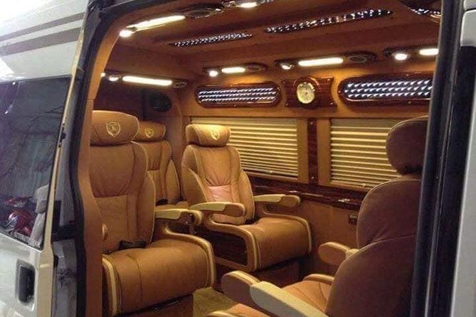Morning Eco Sapa Bus limousine D-car 8-seat depart from Hanoi Old Quarter - Small details that improve the ride
