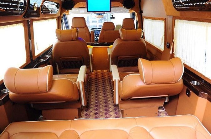 Morning limousine D-car 8-seat transfer to Hanoi depart from Sapa Town center - Leaving Sapa early in the morning