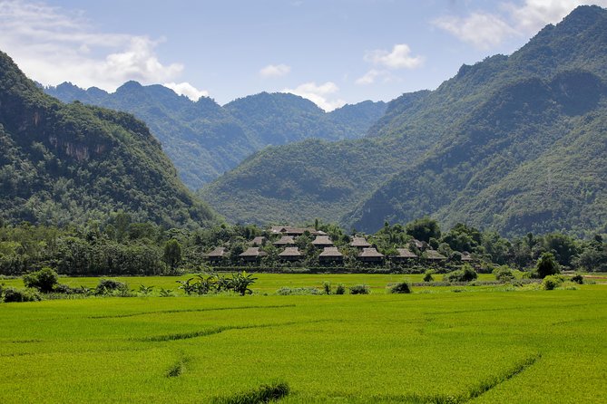 Morning Limousine Transfer Hanoi to Mai Chau 5 hours from Hanoi Old Quarter - Is $18.67 good value?