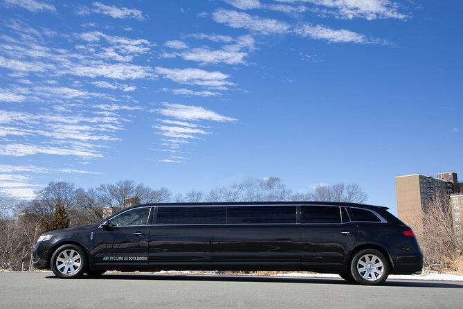 New York City Airport Arrival Transfer by Limo LGA JFK EWR - Airport and cruise port flexibility