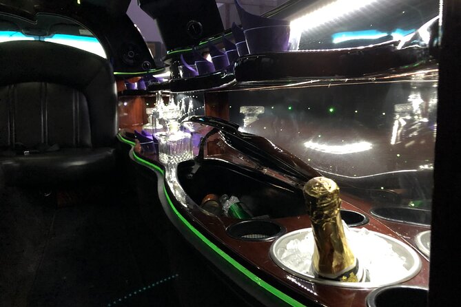 Newark (EWR) Airport Stretch Limo Service To NYC - Who will get the most from this limousine transfer?