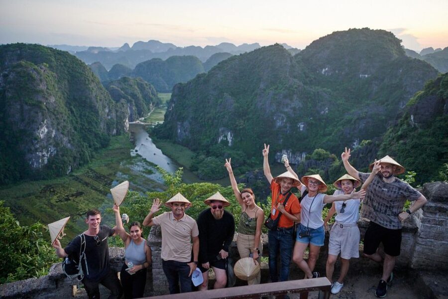 Ninh Binh 1 Day,HoaLu-Tam Coc-Mua Cave,Buffet Lunch,Limo Bus - The limousine ride from Hanoi to Ninh Binh