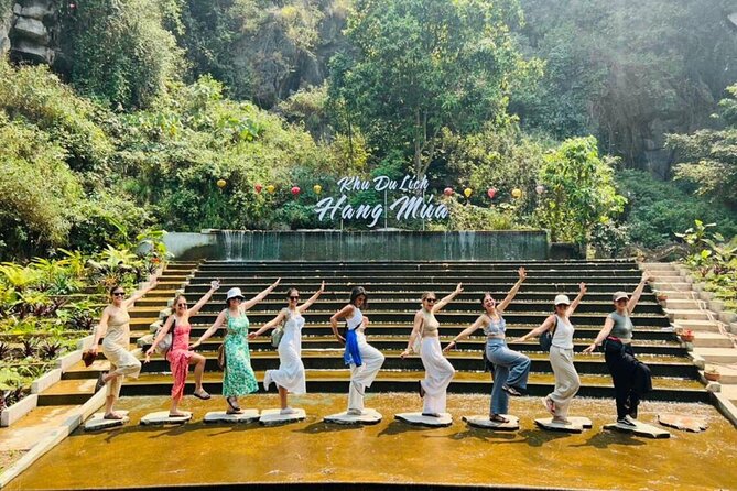 Ninh Binh 1 Day Trip With Mua Cave and Dragon Mountain Hiking - Mua Cave and the Dragon Mountain climb