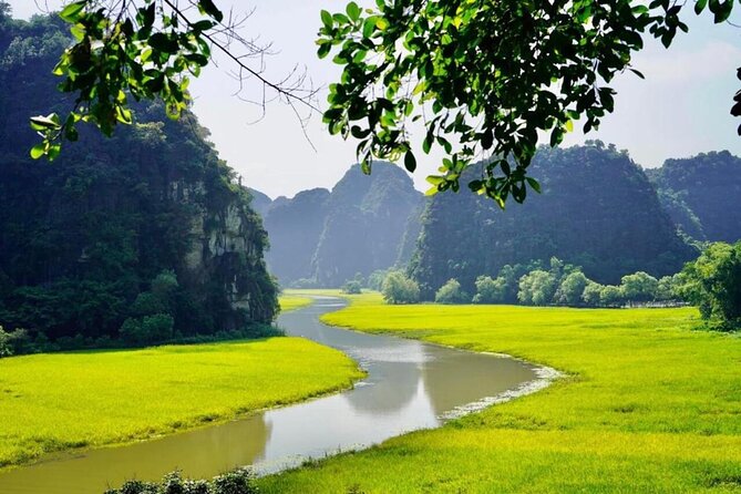 Ninh Binh 1 Day Trip With Mua Cave and Dragon Mountain Hiking - Timing, comfort, and practical limits