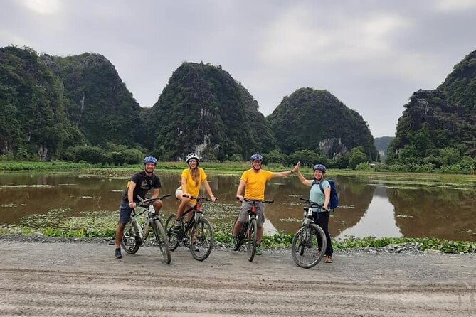 Ninh Binh 2 Days Luxury Limousine Small Group Option 3 Star - Bai Dinh Pagoda by electric car