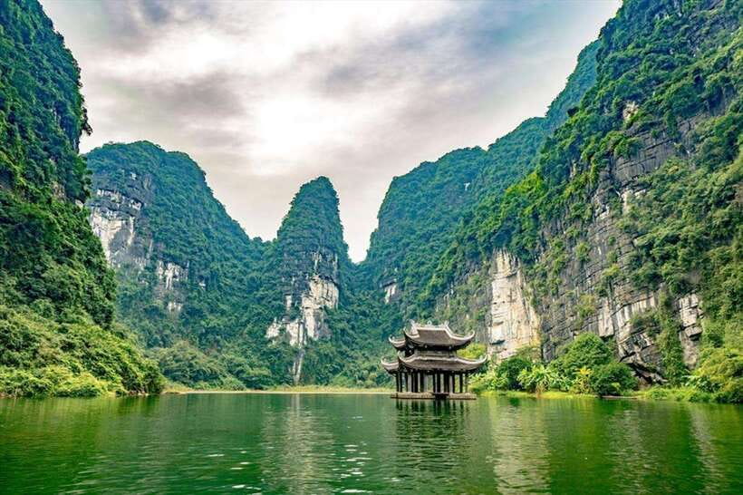 Ninh Binh: Hoa Lu Mua Cave Trang An on Limousine and Cycling - Why this Ninh Binh day trip works