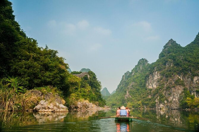 Ninh Binh Luxury Day Tour by Limousine- Small Group- All included - Tam Coc by local sampan