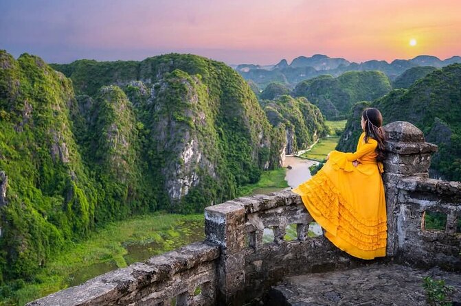 Ninh Binh Tour from Hanoi for 6-9 Pax/tour by DCar Limousine - Why Ninh Binh makes a good day trip from Hanoi