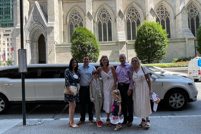 NYC Private Tour With Tour Guide-Stretch Limo, SUV Or Luxury Van - Seeing New York from the road