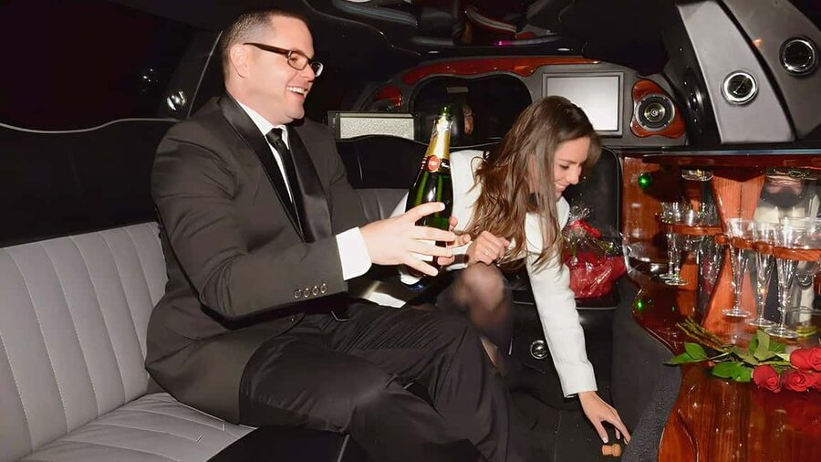 Paris: Romantic Limousine Tour - Is $577 good value for two people?