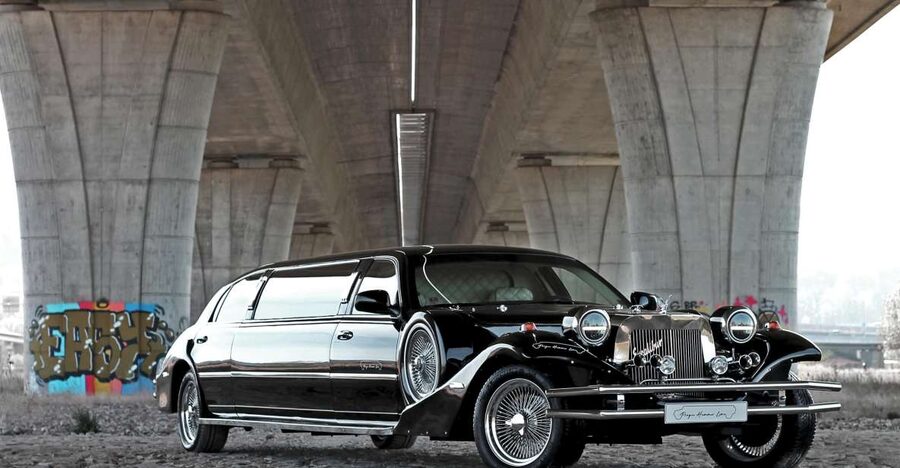 Prague: 1-Hour Vintage Limousine Rental - What the one-hour ride is really like