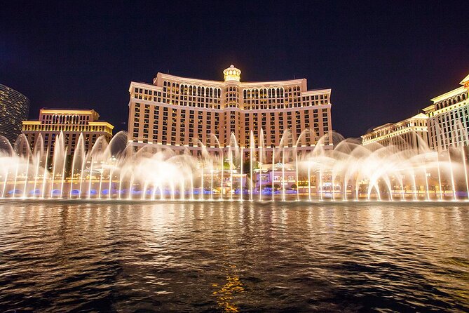 Private 2-Hour Limo Tour of Las Vegas with Champagne - Key points to know before booking
