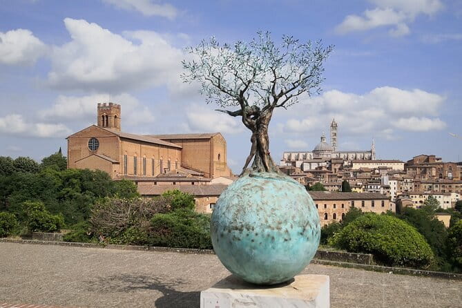 Private driver from Florence: Siena, San Gimignano, Pisa 12 hours - Poggio Amorelli gives the day a slower middle