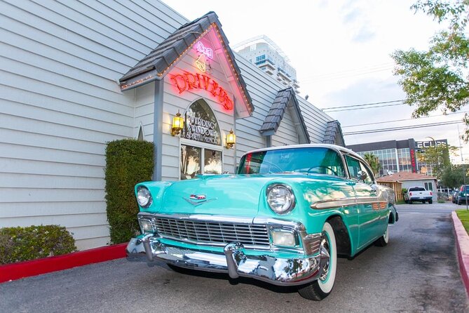 Private Las Vegas Hotel to Airport Luxury Limousine Transfer - Key points at a glance