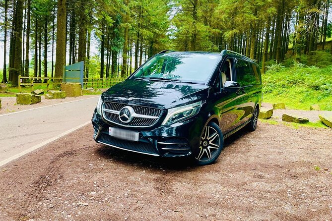 Private limo transfers Gatwick Airport to/from any London hotel - The roughly two-hour ride into London