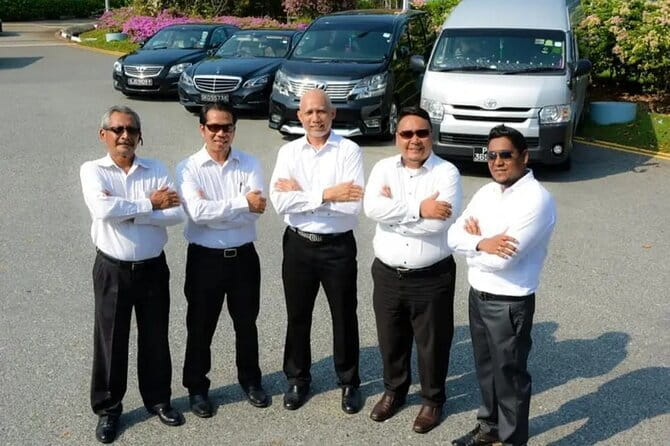 Private Limousine Service in Singapore - Why this Singapore transfer can make arrival easier