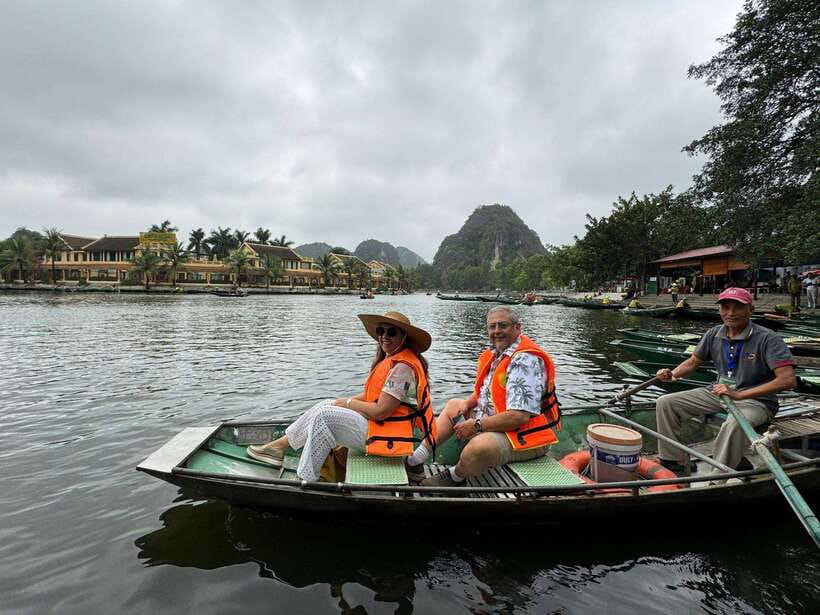 Private Ninh Binh Full Day Tour by Luxury Limousine - Cycling through villages and rice fields