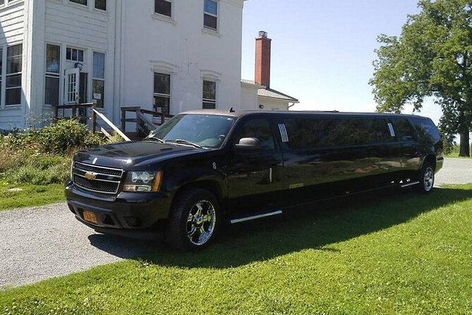 Private Roundtrip Transfer: To Las Vegas by Luxury Limo - What the ride feels like on the way to your hotel
