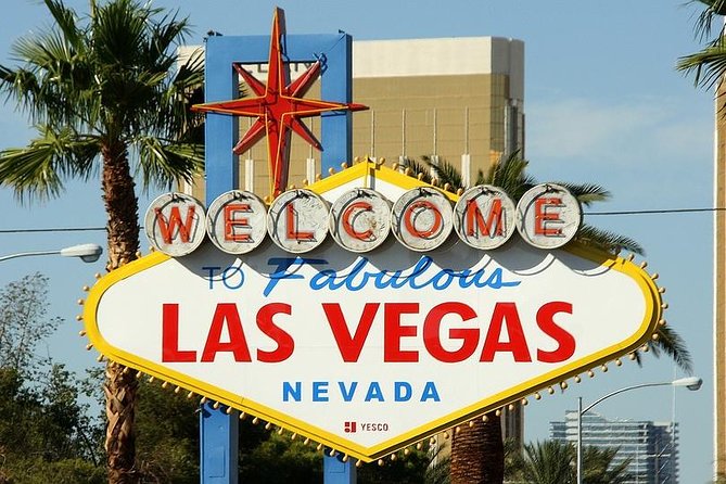 Private Roundtrip Transfer: To Las Vegas by Luxury Limo - Should you book this Las Vegas limo?