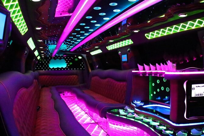 Private Roundtrip Transfer: To Las Vegas by Luxury Limo - Picking the right limo for your group