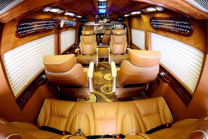Private Transfers Hanoi <=> Halong One Way by Limousine Vehicles - The expressway route and the two-hour drive