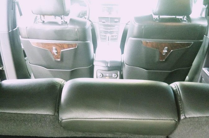 Round trip Airport Private Transfer (Nassau Limousine) - Should You Book Nassau Limousine Services?