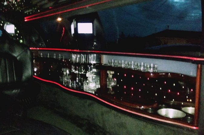 Round Trip Nassau Airport ARRIVAL (NASSAU LIMOUSINE) - Flight delays and the extra charge problem