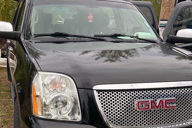 Shared Round Trip Limousine Transfer - The beach question requires a little care