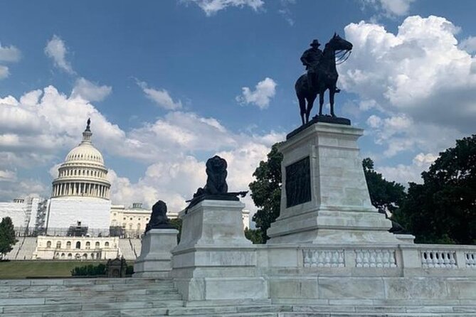 Stretch Limo Private Day & Night Custom Tours of Washington DC - How much history do you get?
