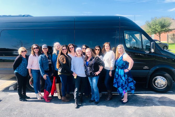 Texas Hill Country Group Wine Tour by Limousine - Fall Creek Vineyards starts the wine day
