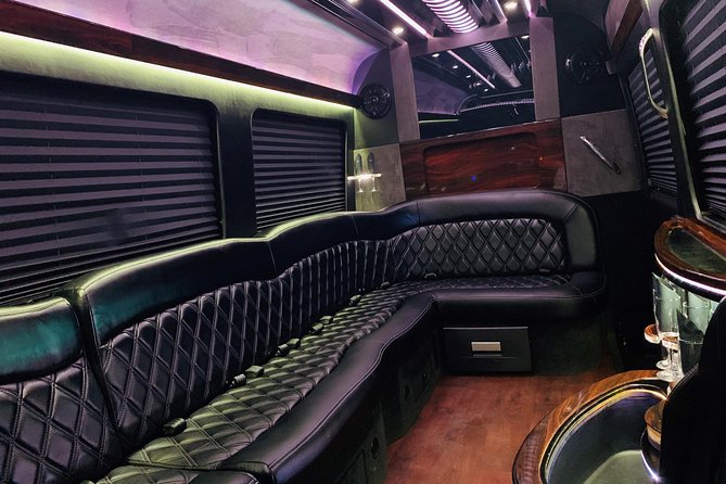 Texas Hill Country Group Wine Tour by Limousine - Wimberley Valley Winery offers the most guided tasting