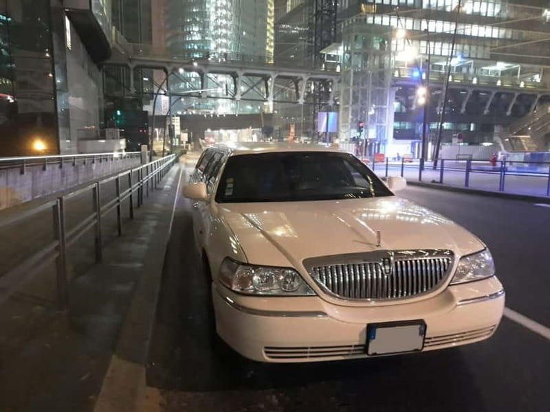 Tour of Paris by limousine by day or night. - What this Paris limousine ride is really like