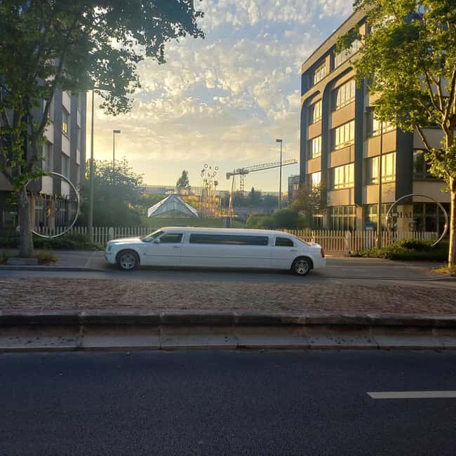 Tour of Paris by limousine by day or night. - Seeing the Eiffel Tower from the limousine