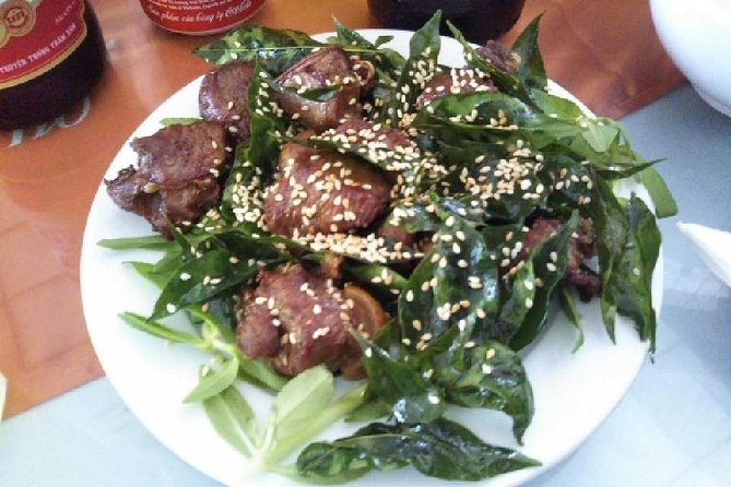 Trang An Hoa Lu Mua Cave Tour [Japanese guide, limousine bus, lunch and dinner included] - Dinner in Hanoi extends the day
