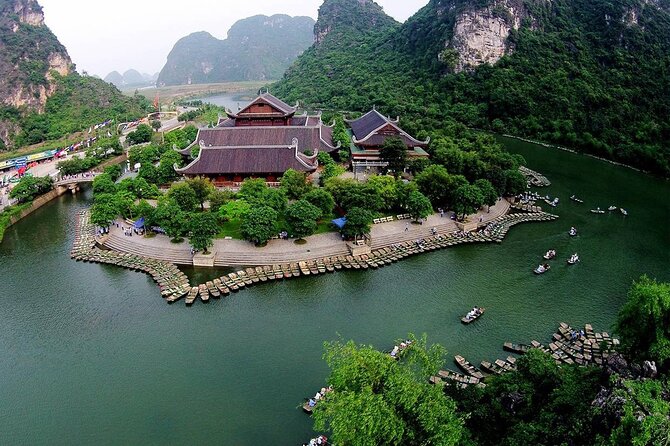 Trang An Hoa Lu Mua Cave Tour [Japanese guide, limousine bus, lunch and dinner included] - Hoa Lu reveals Vietnam’s early royal past