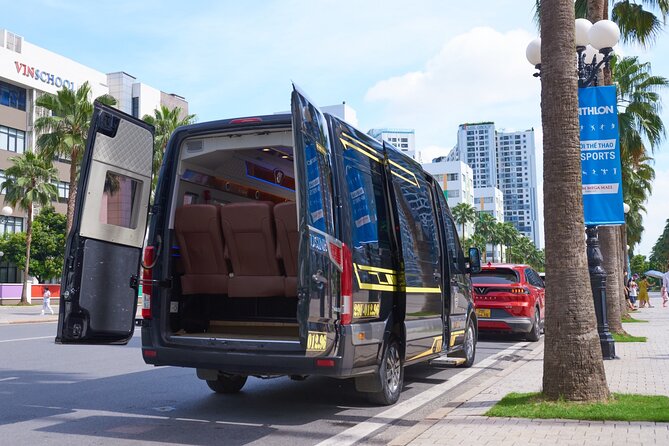 Transportation Service Hanoi - Sapa by Limousine - The practical way to reach Sapa from Hanoi