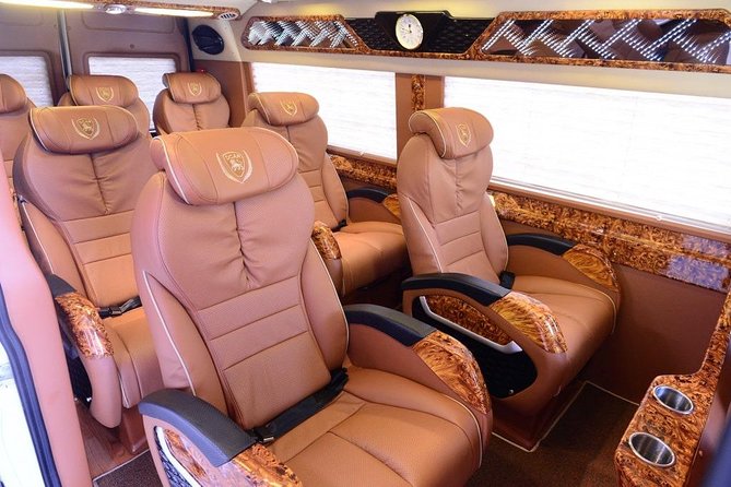 Transportation Service Hanoi - Sapa by Limousine - Arriving in Sapa without another transfer