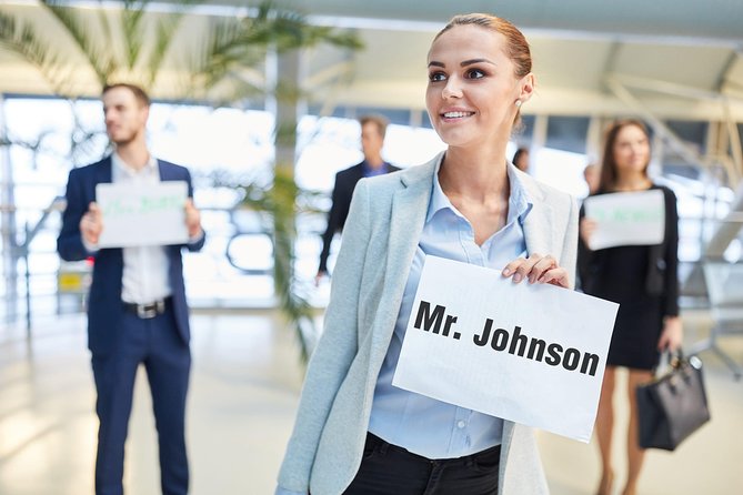VIP Limo Transfers From & To Santorini Airport - The roughly 20-minute ride to your hotel